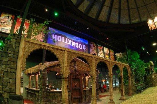 Hollywood Palms Cinema